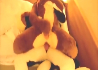 Curvy bottom enjoys zoophilic yiff fucking